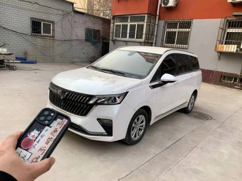 邯鄲22年五菱汽車佳辰1