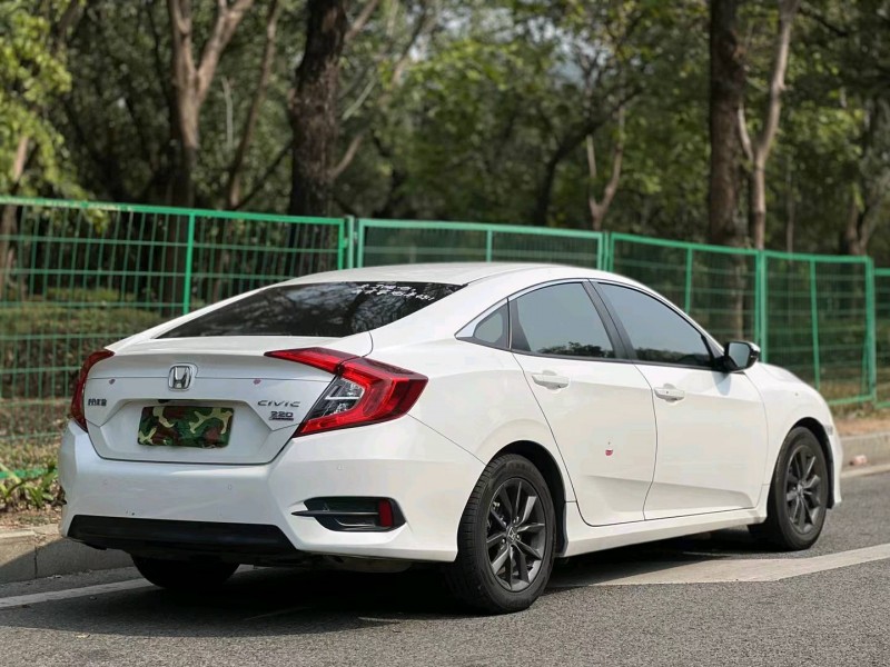 广州19年本田思域5