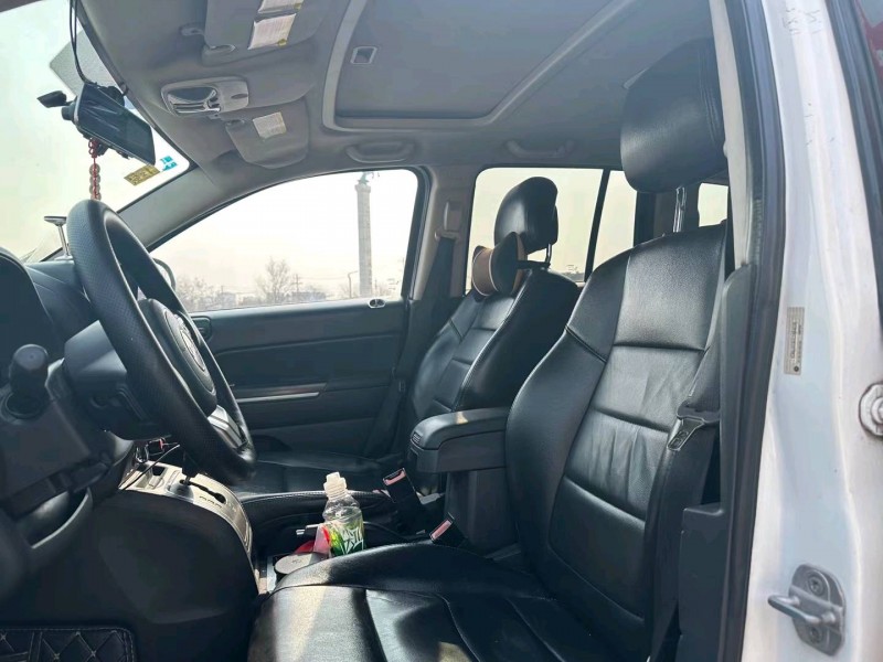 枣庄12年Jeep指南者6