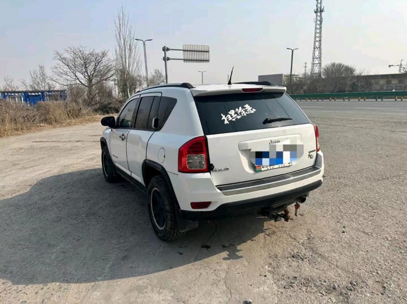 枣庄12年Jeep指南者8