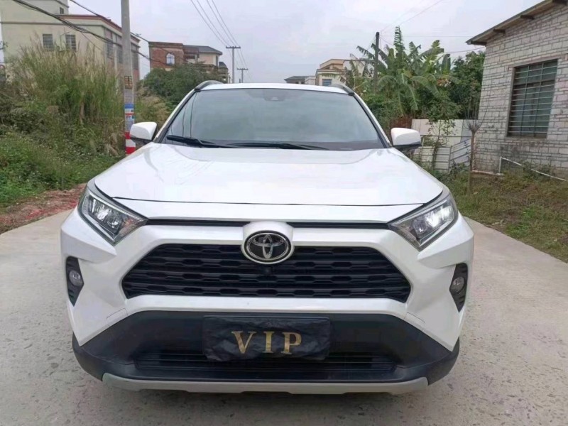 珠海22年丰田RAV4荣放1