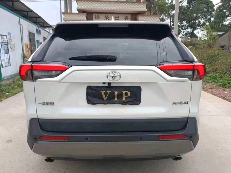 珠海22年丰田RAV4荣放5