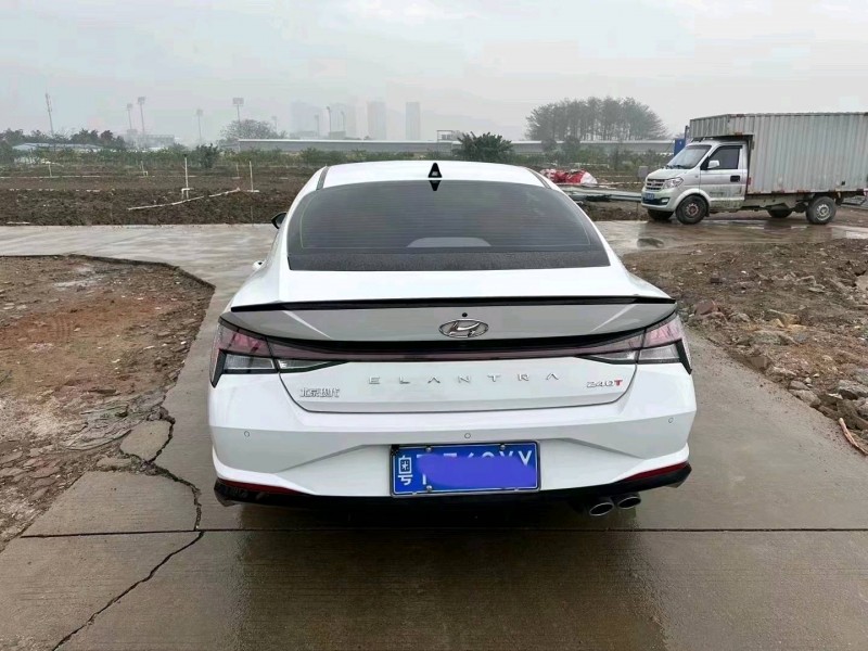 珠海23年现代伊兰特2
