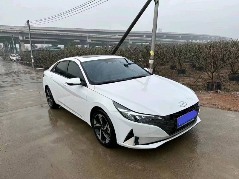 珠海23年现代伊兰特3