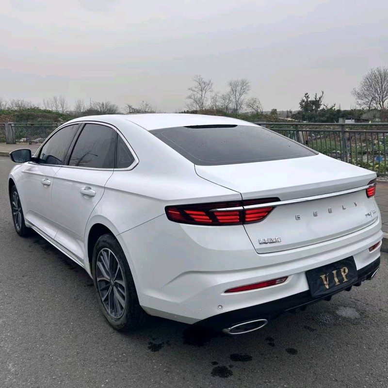 成都21年吉利星瑞8