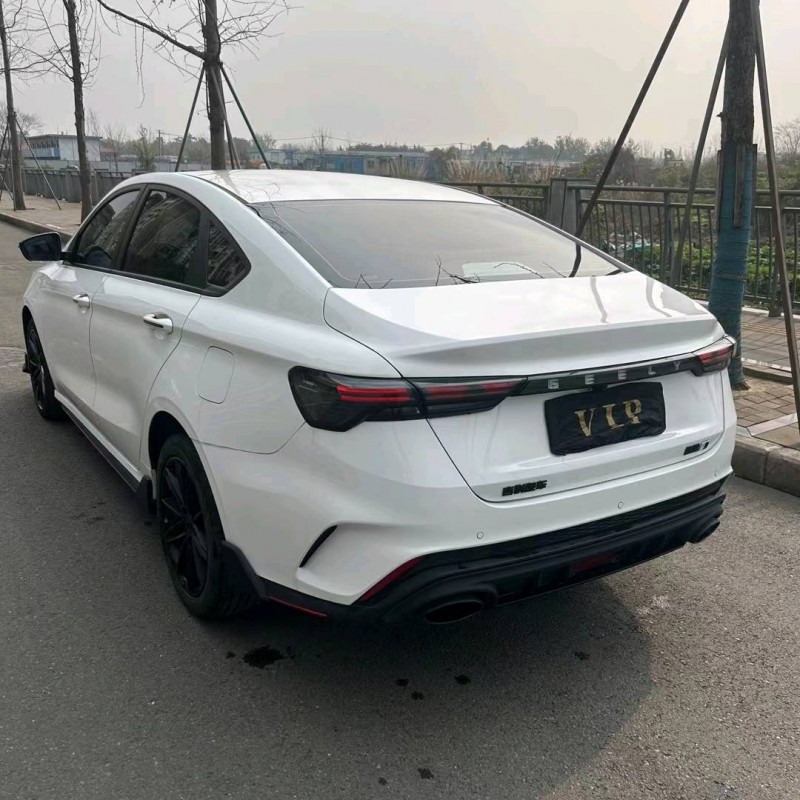 成都22年吉利缤瑞7