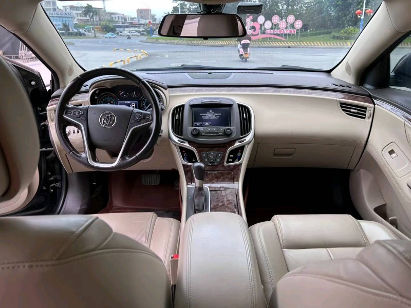 珠海16年别克君越3