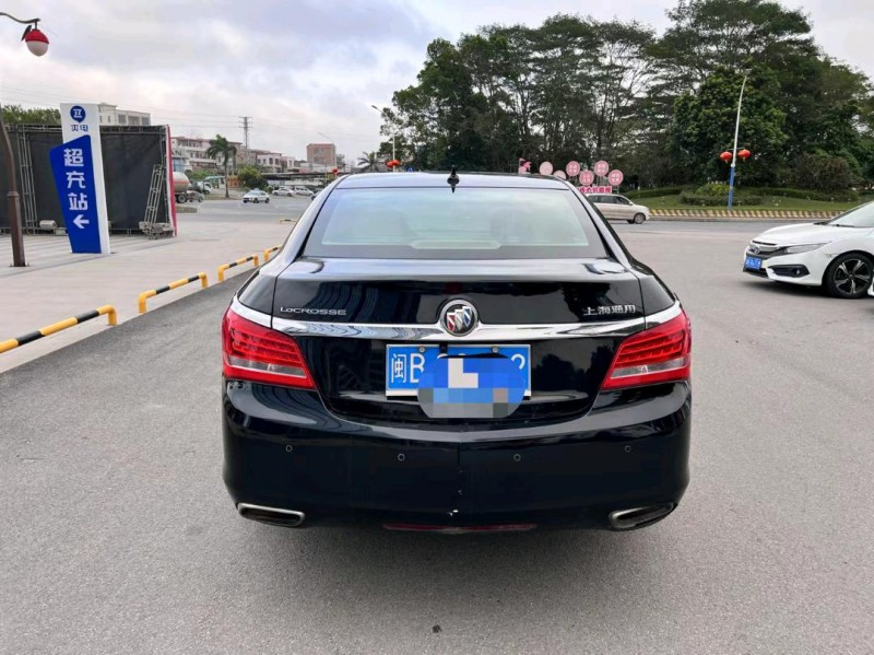 珠海16年别克君越4