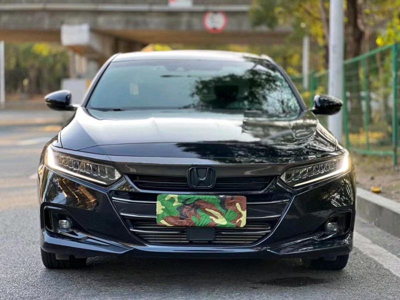 东莞22年本田雅阁1