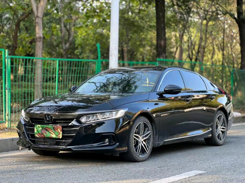 东莞22年本田雅阁3