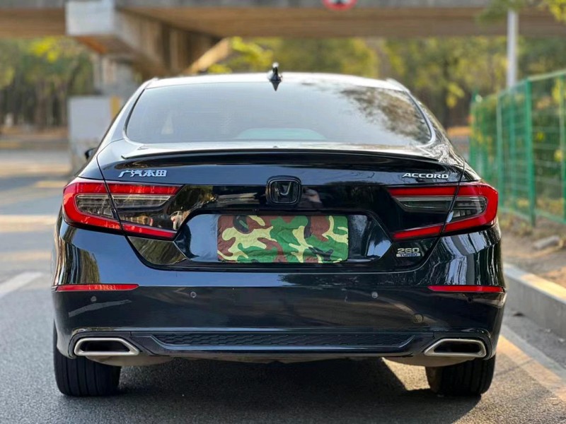 东莞22年本田雅阁9