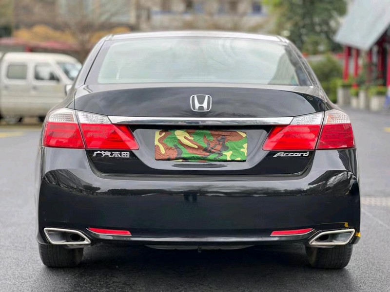 东莞15年本田雅阁9