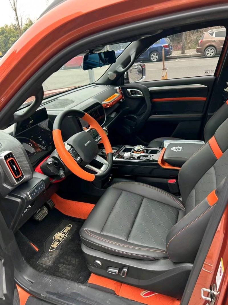 成都22年哈弗大狗4