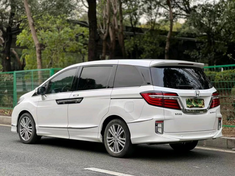 东莞16年本田艾力绅7