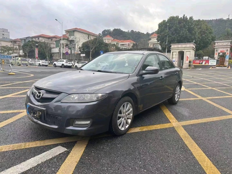 深圳14年马自达62