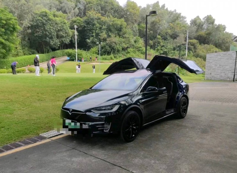 深圳20年特斯拉MODEL X5