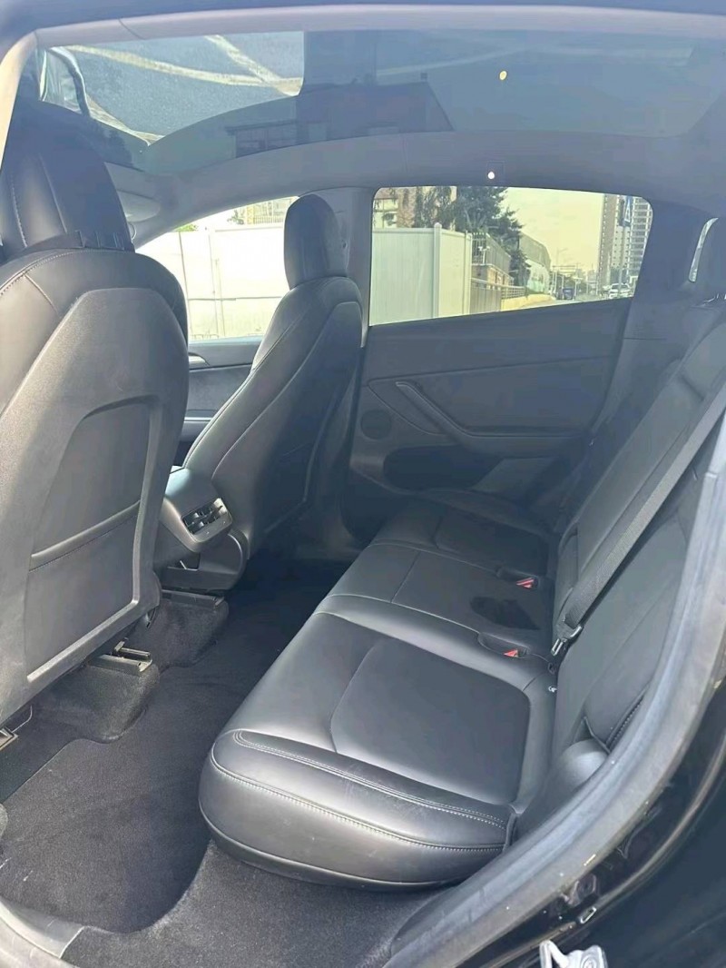 深圳22年特斯拉MODEL Y5