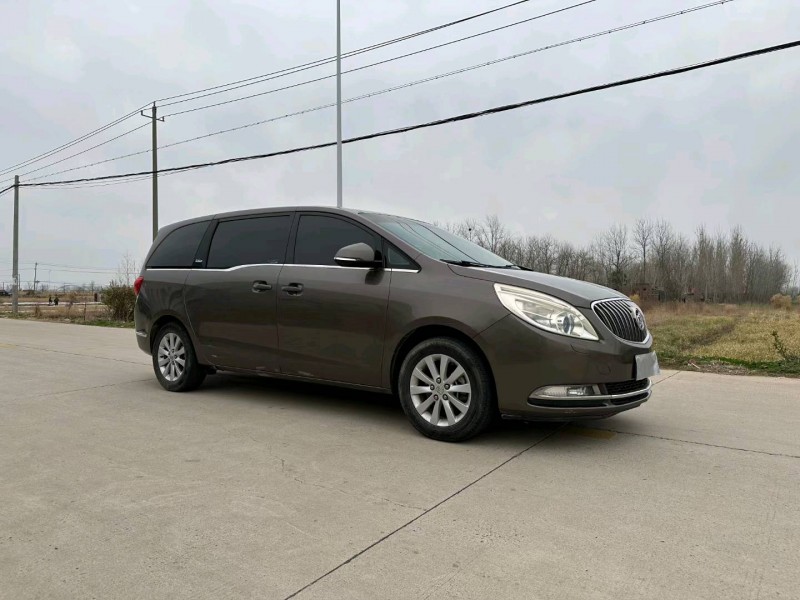 徐州16年别克GL82