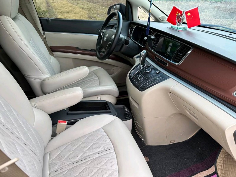 徐州16年别克GL87