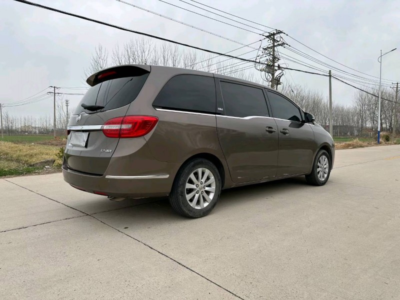 徐州16年别克GL88