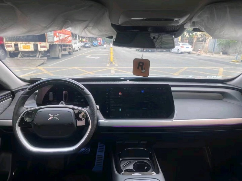 深圳22年小鵬汽車p74