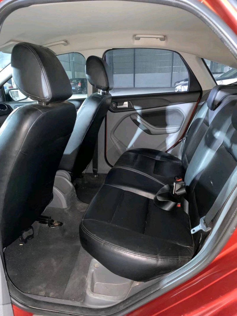 深圳14年福特福克斯5