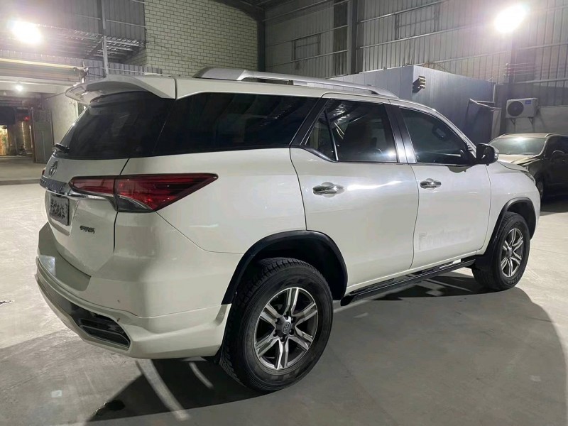 深圳19年福特穿越者7