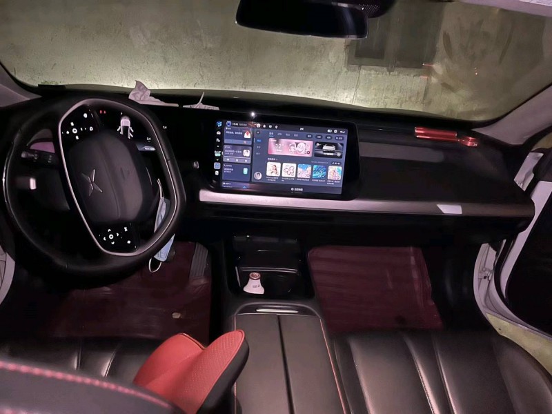 廣州22年小鵬汽車p75