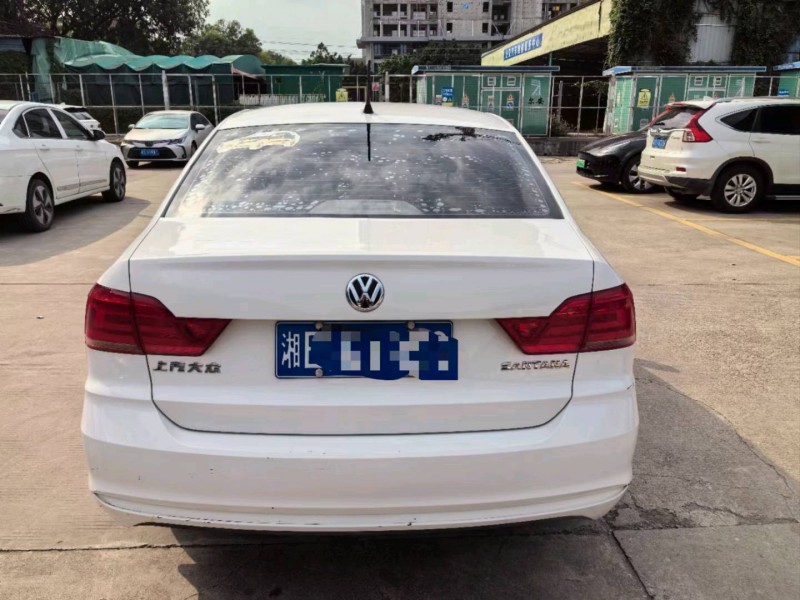 广州20年大众桑塔纳9