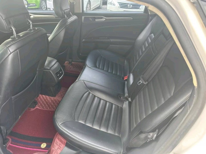 重庆18年福特蒙迪欧5