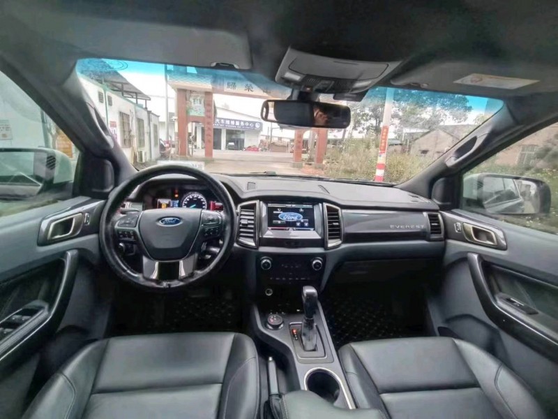 珠海16年福特撼路者7