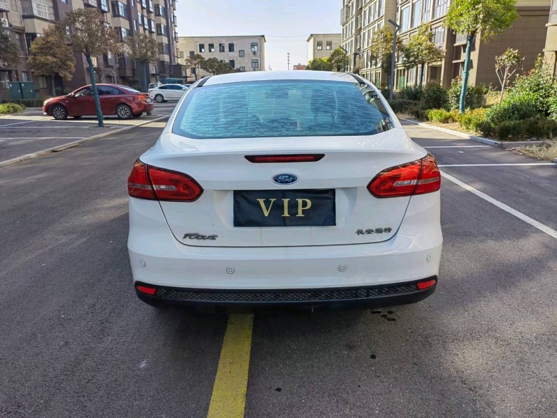 徐州16年福特福克斯5