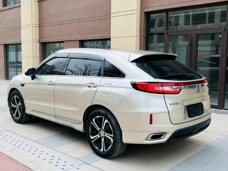 聊城17年本田URV7