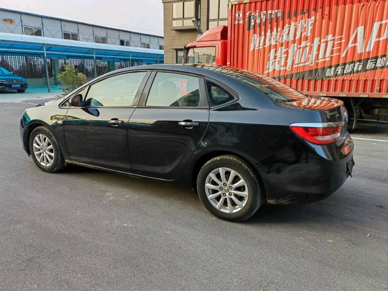 徐州13年别克英朗GT9