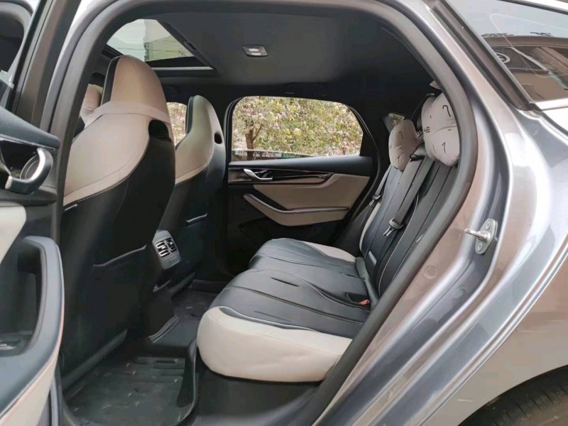 汕头22年比亚迪秦7