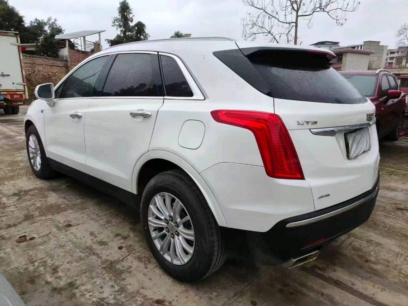 萍鄉16年凱迪拉克XT52
