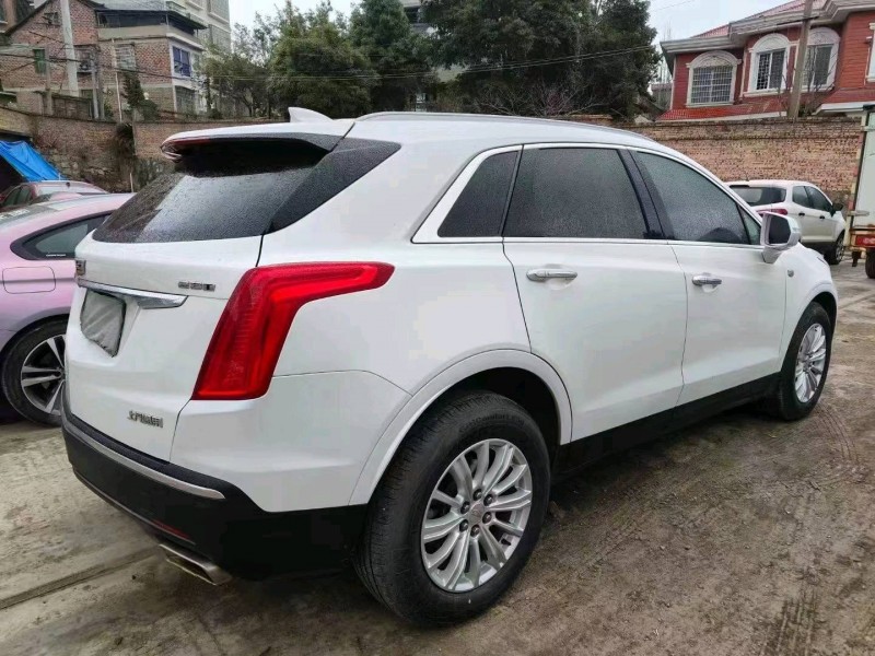 萍鄉16年凱迪拉克XT56