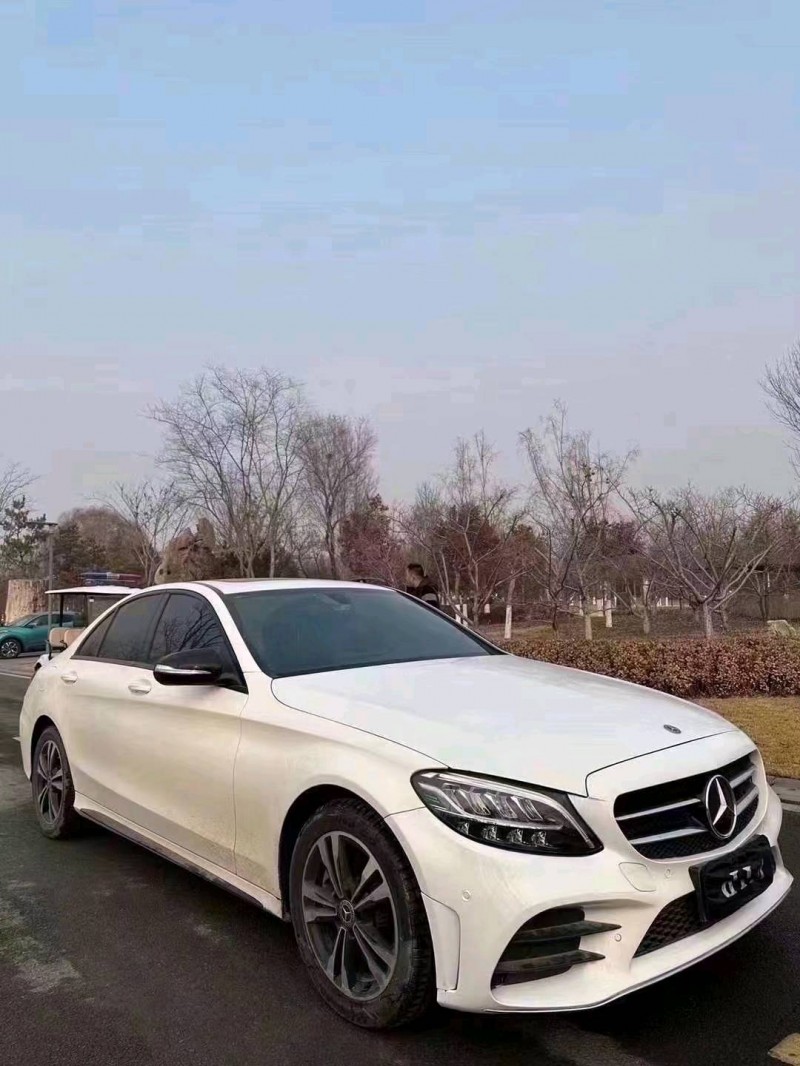 东营19年奔驰C2