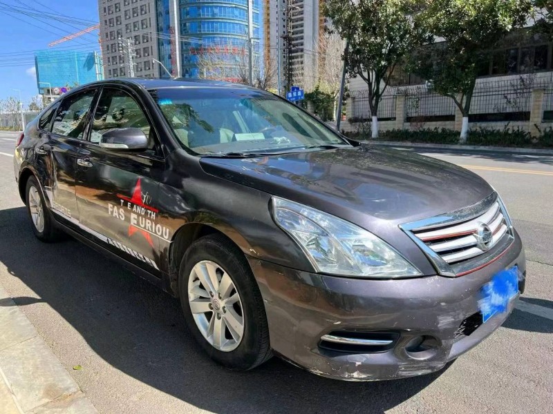 保山12年日產天籟8