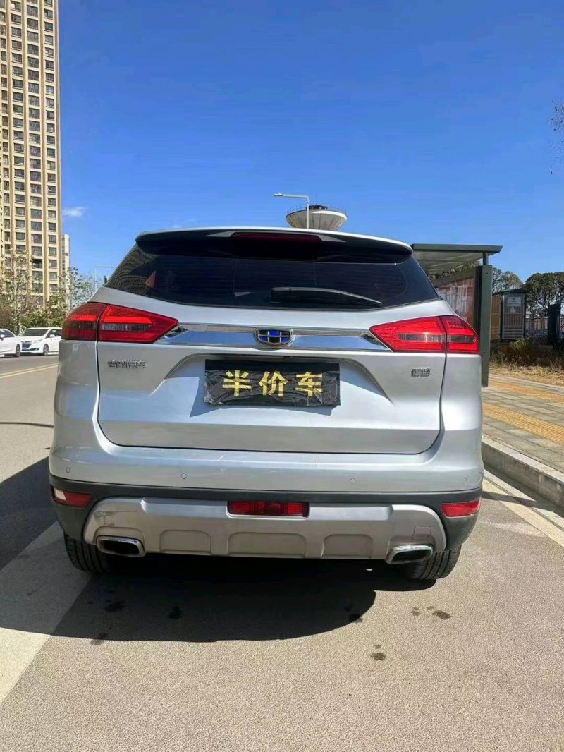 保山17年吉利博越3