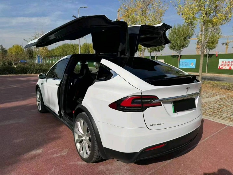 湖州17年特斯拉MODEL X4
