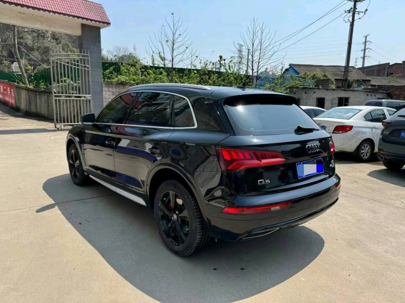 梧州20年奧迪Q59