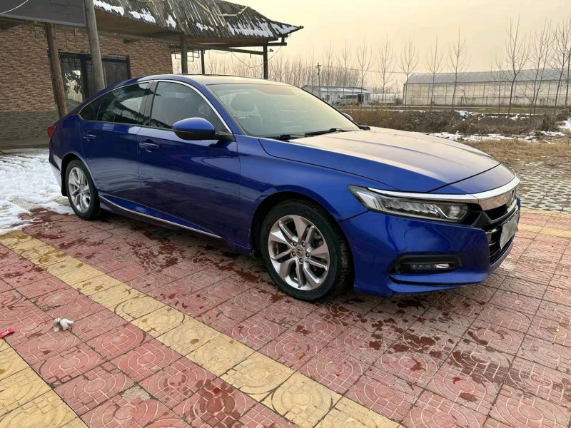 徐州18年本田雅阁4