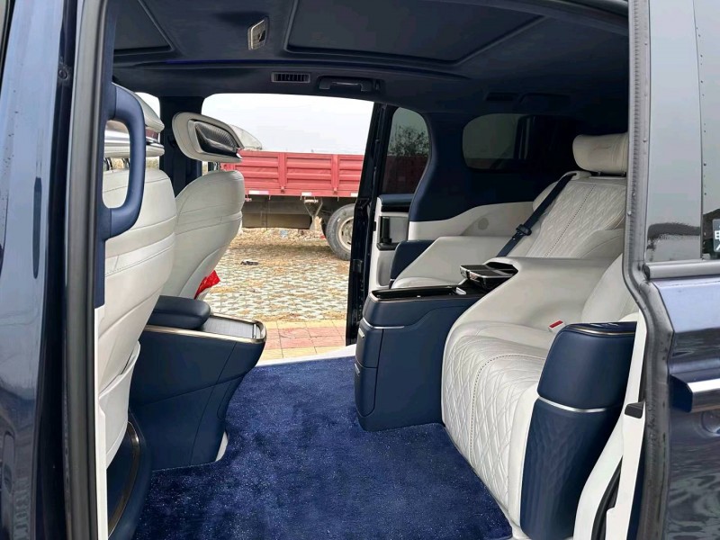 徐州20年别克艾维亚9