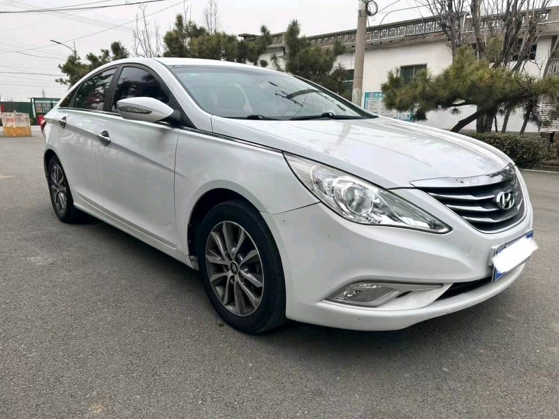 枣庄14年现代索纳塔八3