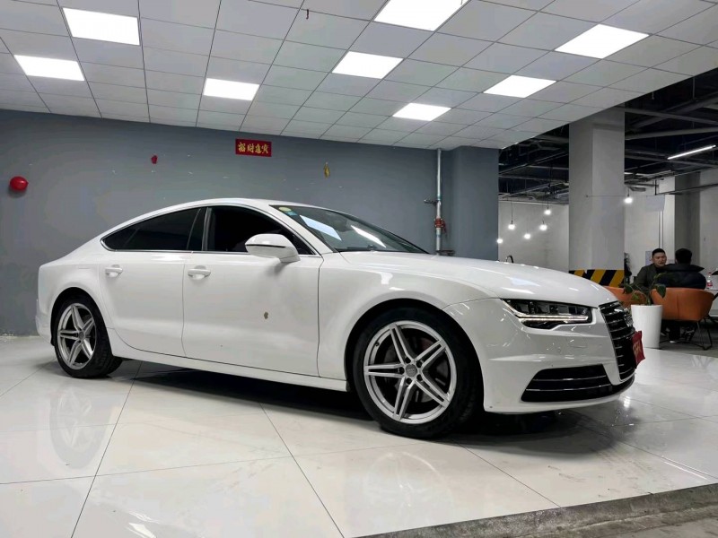 成都17年奥迪A7L4