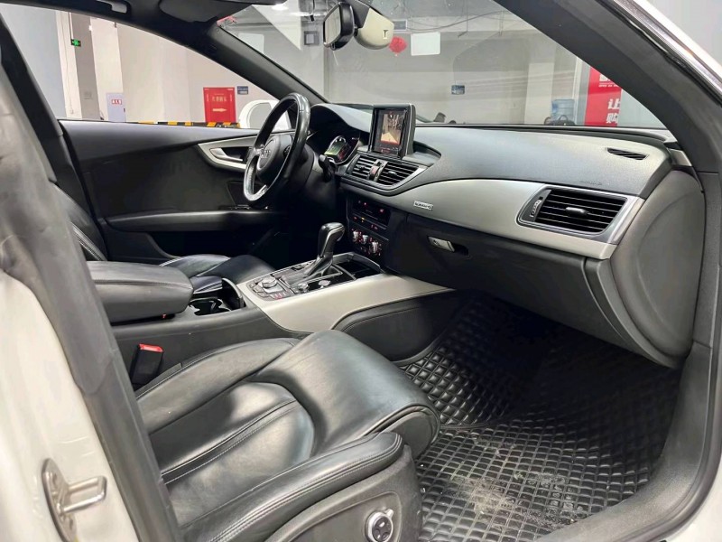 成都17年奥迪A7L9