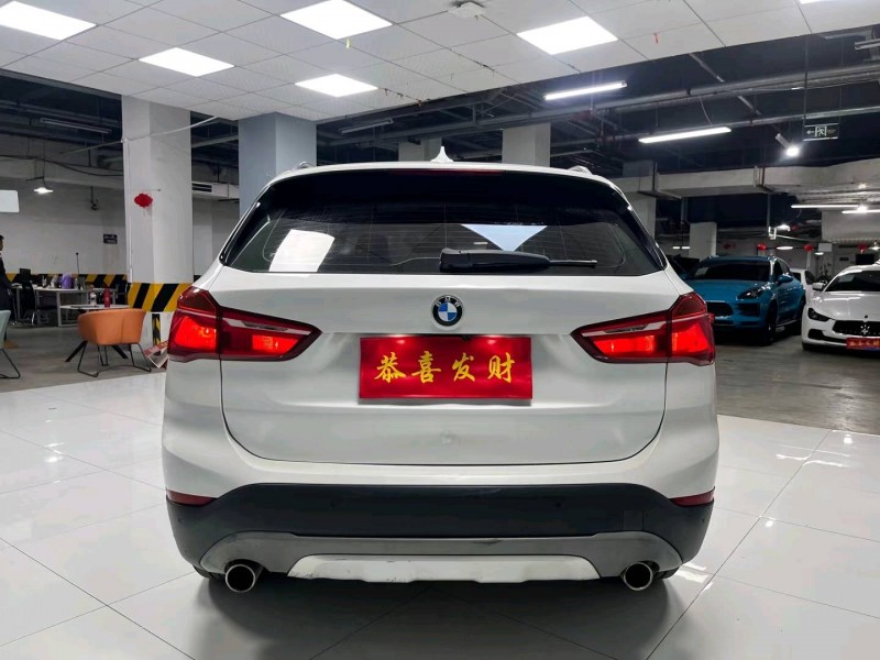 成都16年宝马X15