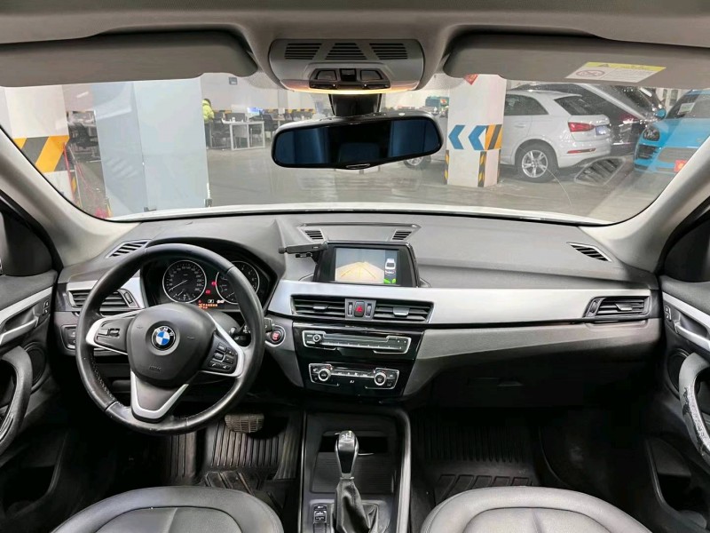 成都16年宝马X19