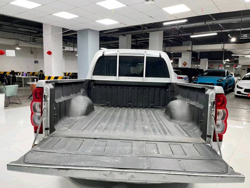 成都20年长城汽车风骏55